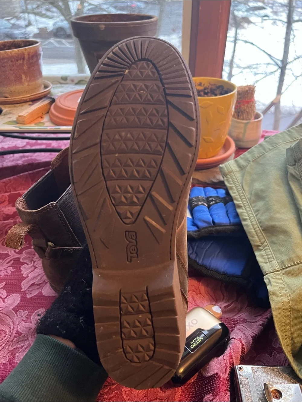 Teva women’s size 7.5 Leather Mid Ellery Pull On, Bison,waterproof